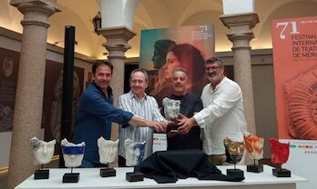 Terracota presenta la nueva mscara de la 71 edicin del Festival Internacional de Teatro Clsico de Mrida