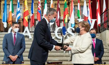 La Fundacin Academia Europea e Iberoamericana de Yuste entrega Premio Europeo Carlos V a Angela Merkel