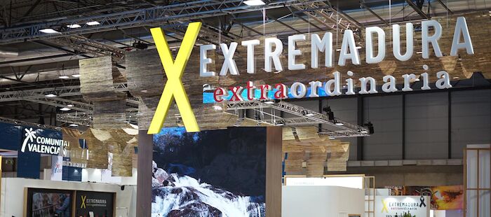 En FITUR, Extremadura registra 162.000 visitantes y más de 8.000 fotografías en su cascada inmersiva  