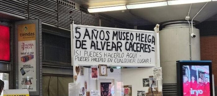 El Museo Helga de Alvear de Cáceres aterriza en la estación de Atocha en Madrid