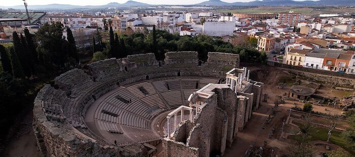 'Los pilares del tiempo' de La 2 visita el Teatro Romano de Mérida en un viaje a la antigua Hispania